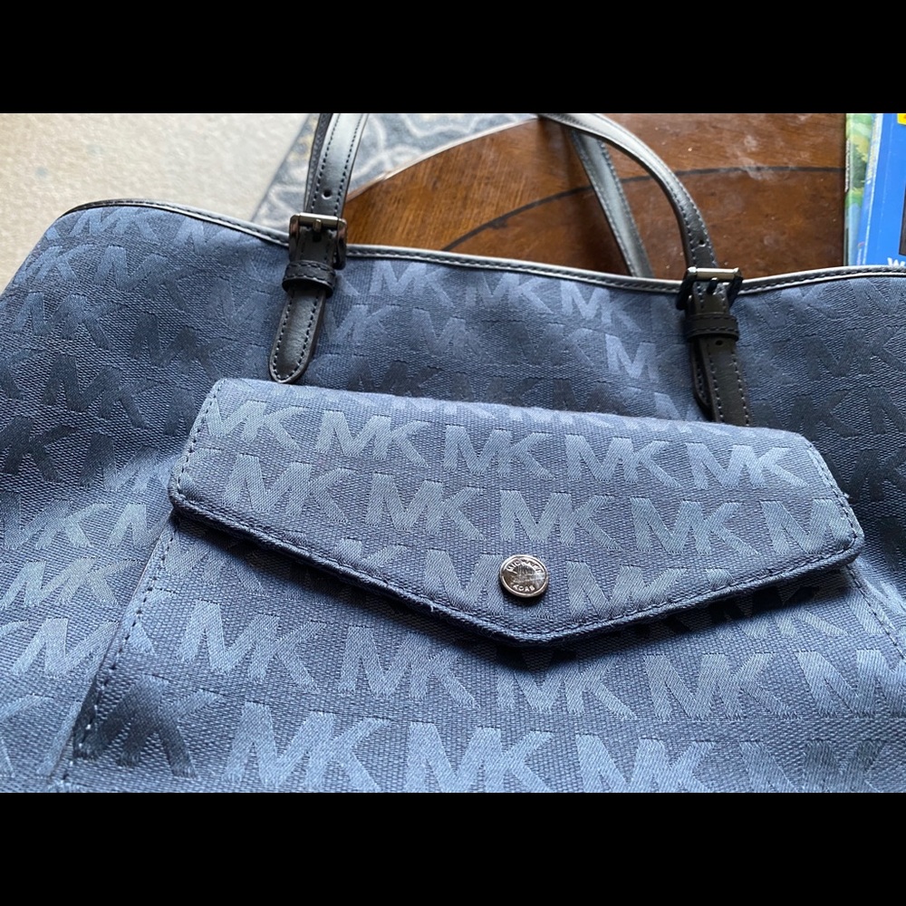 Michael Kors Large Pocket Multi Function Tote - image 2